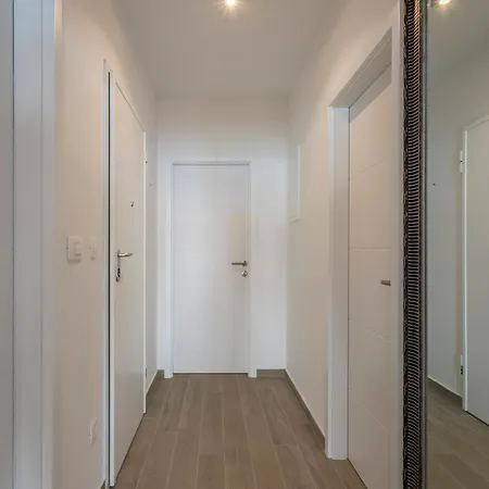 Nikolica Peljesac Apartment *