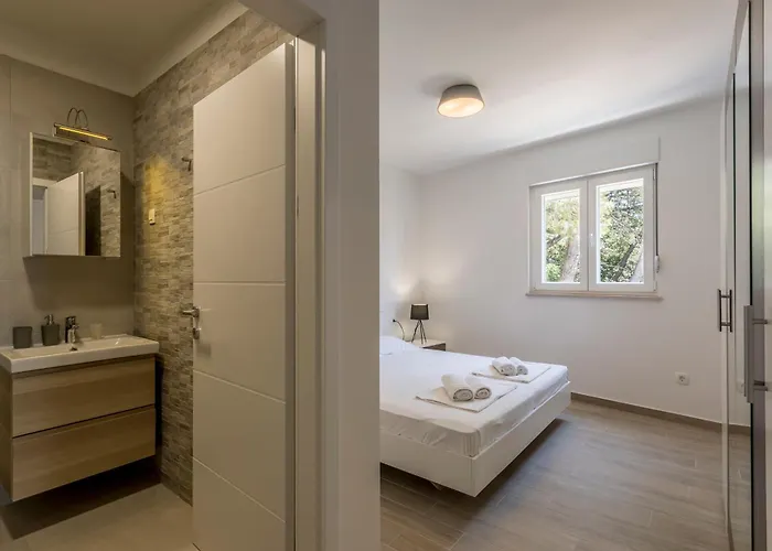 Nikolica Peljesac * Potomje